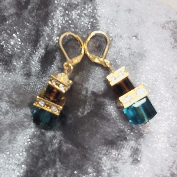 Jewelry - Blue Square Inlaid Zircon  Earrings